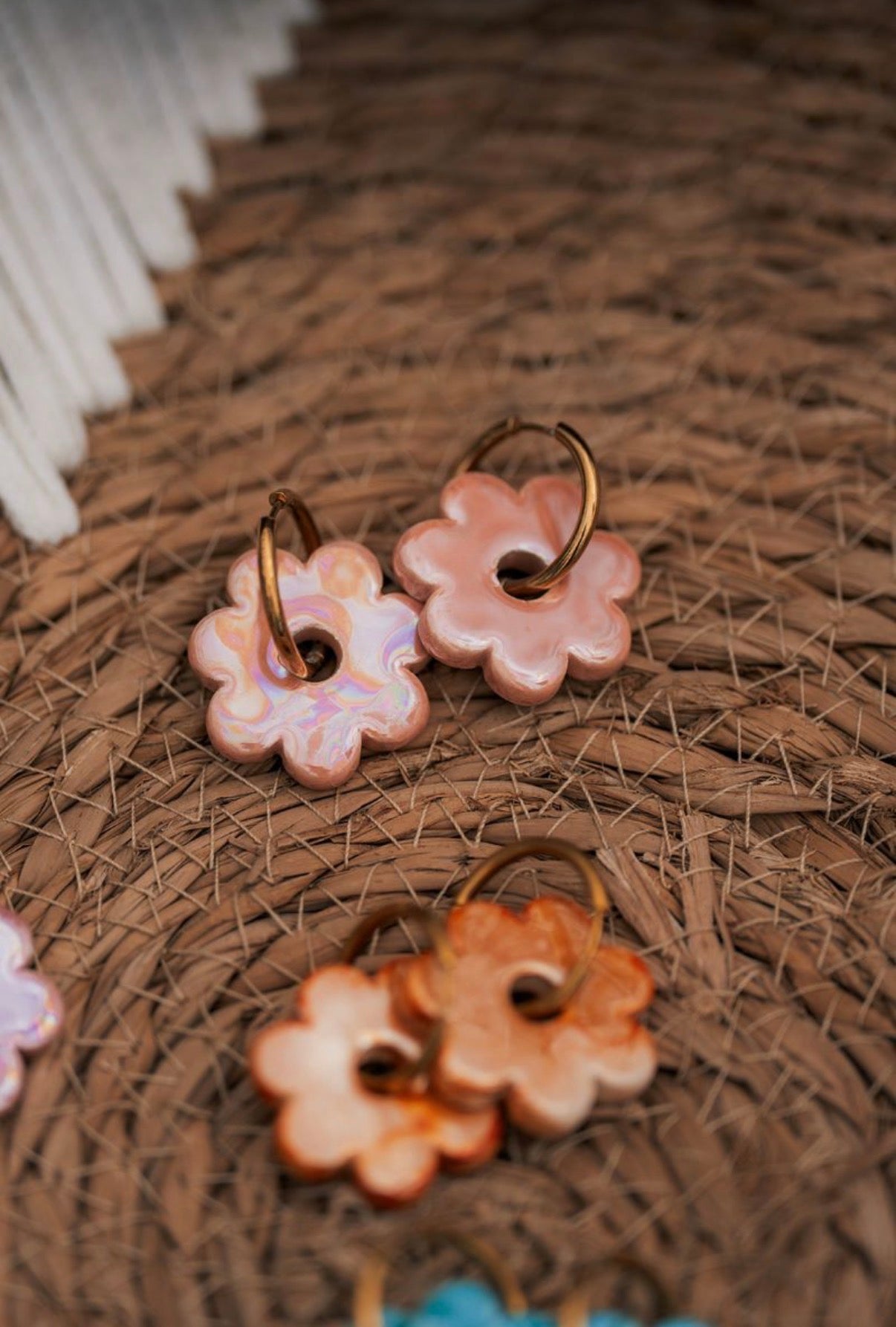 C’EST DANIE OORBELLEN | BEACHY BLOOM