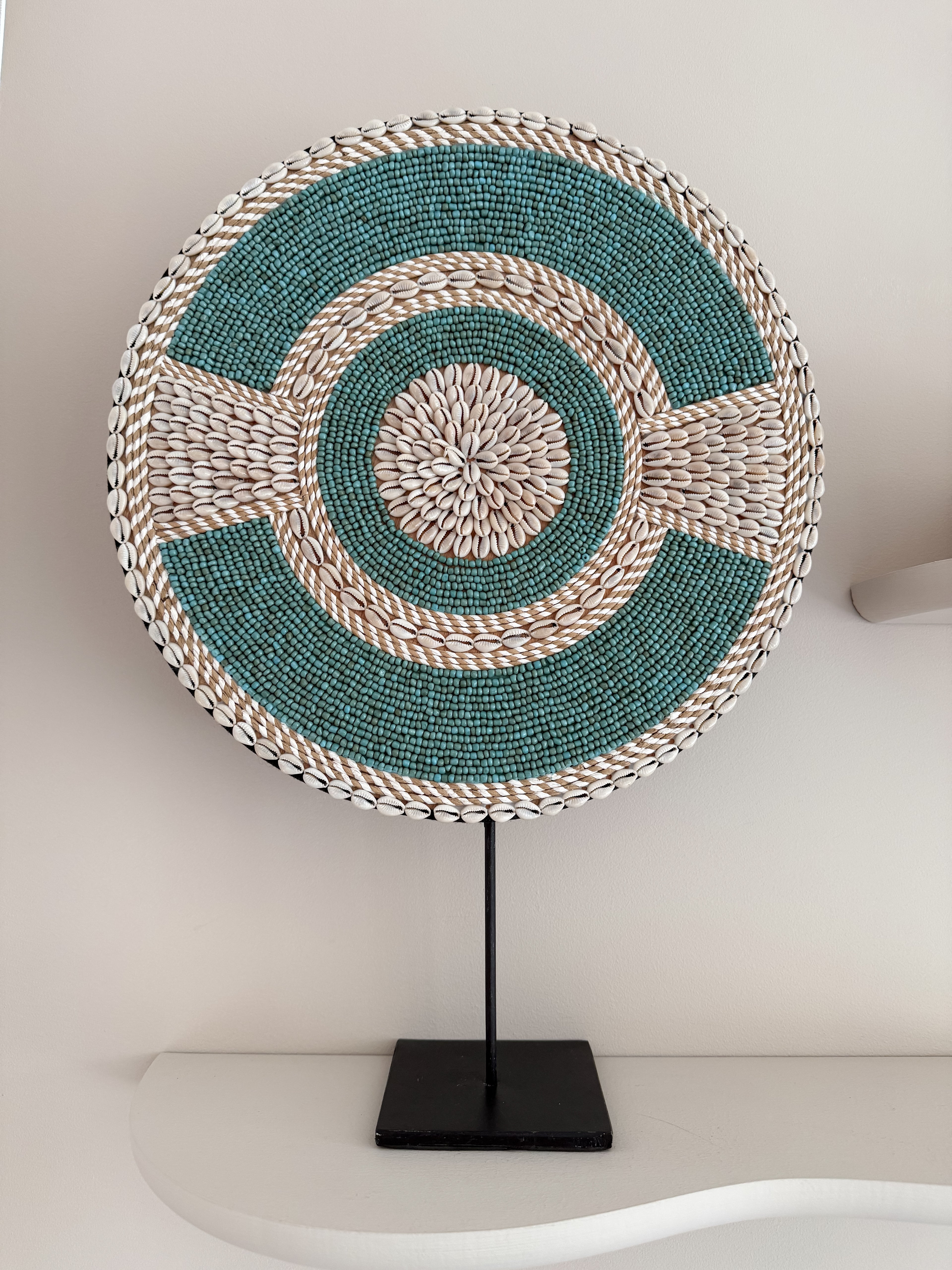 ORNAMENT OP STANDAARD | TURQUOISE