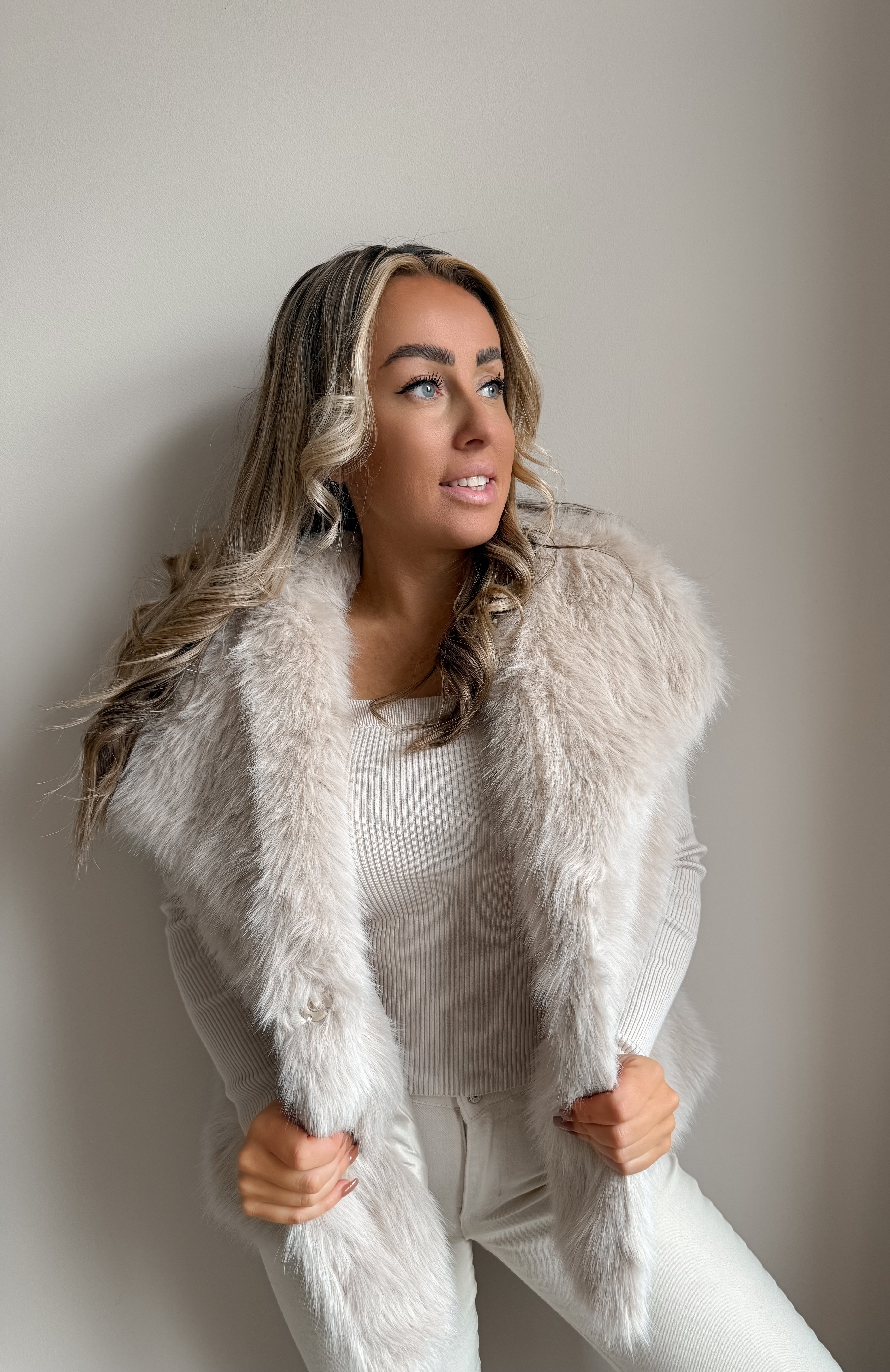 FAUX FUR BODYWARMER | BEIGE