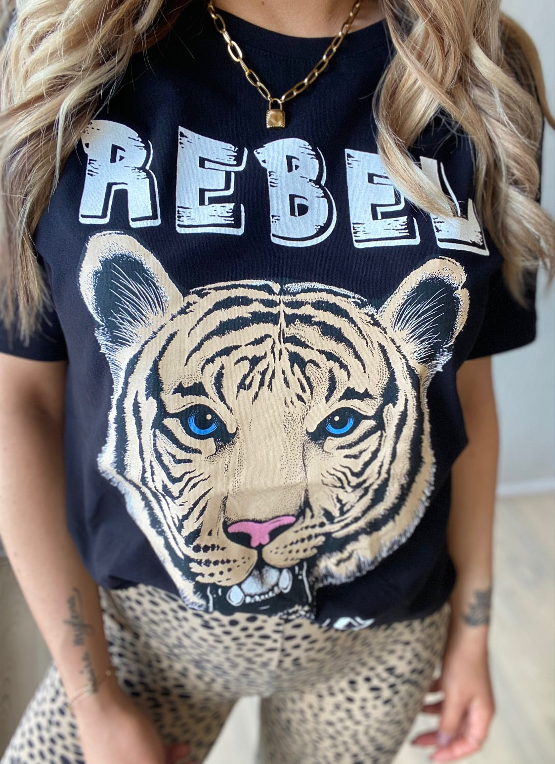 T-SHIRT JILL (6736135880857)